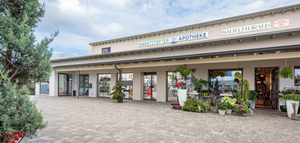 Filiale der Marktstefter-Apotheke von Außen